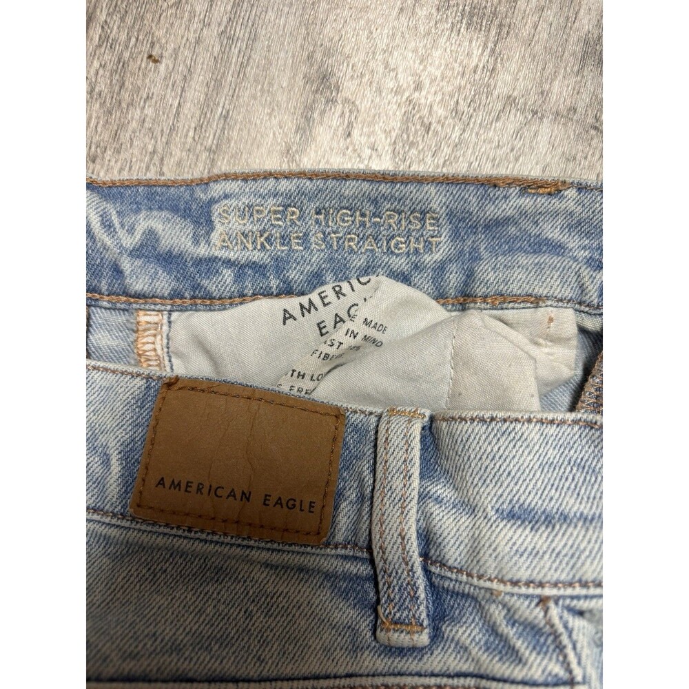 American Eagle Womens Super High Rise Ankle Straight Jeans Size 2 Distressed - Picture 3 of 9